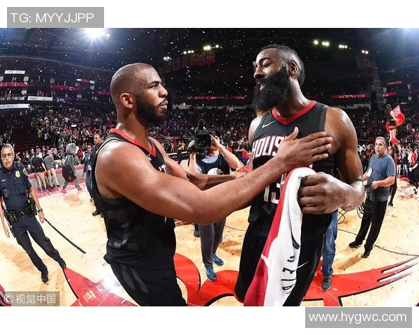 火箭与爵士季后赛对决回顾:激情碰撞与战术较量的精彩瞬间 火箭与爵士季后赛对决回顾:激情碰撞与战术较量的精彩瞬间