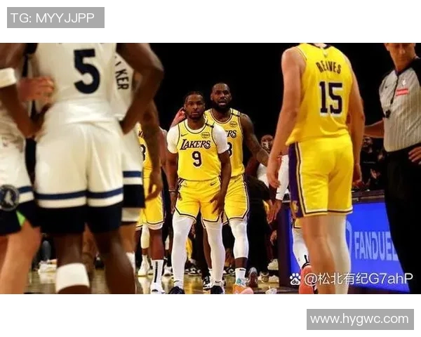 突尼斯与西班牙激战正酣比赛地点揭晓引发球迷热议